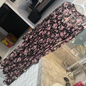 Floral Long Sleeve Mid Dress
